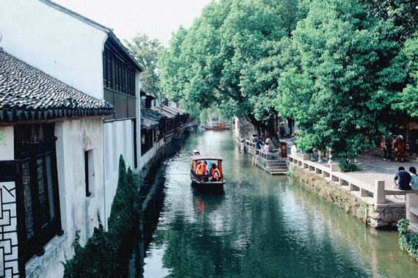 上海至周莊一日游( 周莊景區(qū)怎么逛才不累)