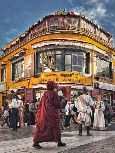 八廓街(藏族文化心臟地帶)