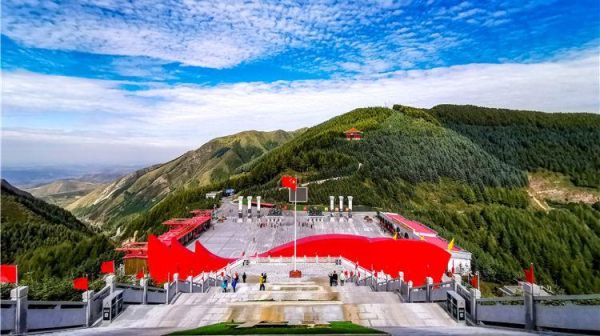 六盤山旅游(還是去感受紅軍長征的歷史呢)