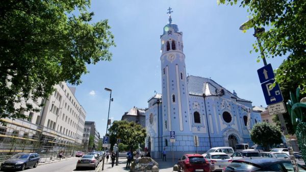 斯洛伐克時間(幾點才算是當(dāng)?shù)赝砩?