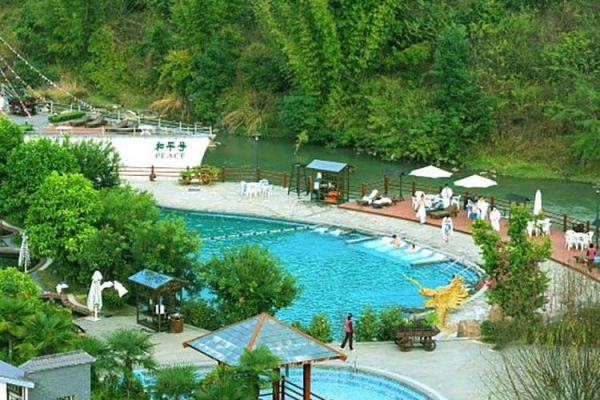 熱龍溫泉(還有其他好玩的嗎)