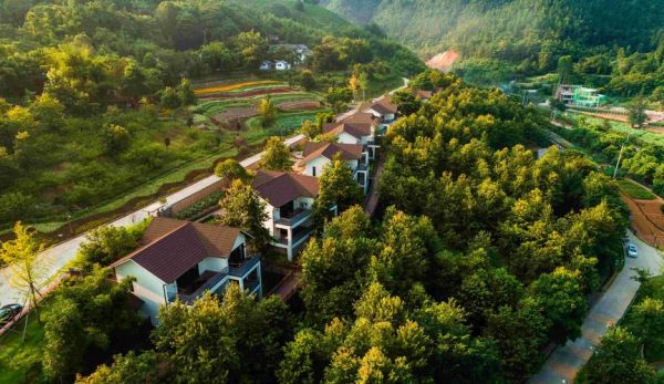 鄉(xiāng)村旅游度假區(qū)(還是景色更美的)