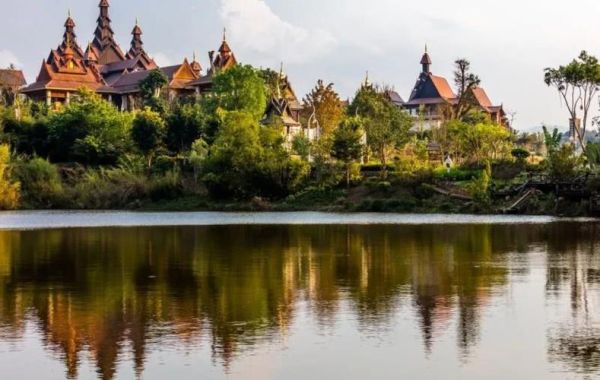 勐巴拉國際旅游度假區(qū)(你會選擇哪個角度去探索它)