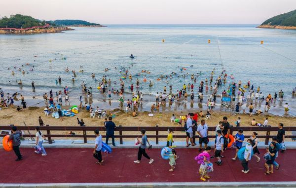 松蘭山旅游度假區(qū)( 在那里游泳怎么樣)