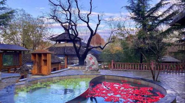 白鹿溫泉旅游度假景區(qū)( 現(xiàn)在還有哪些歷史故事)