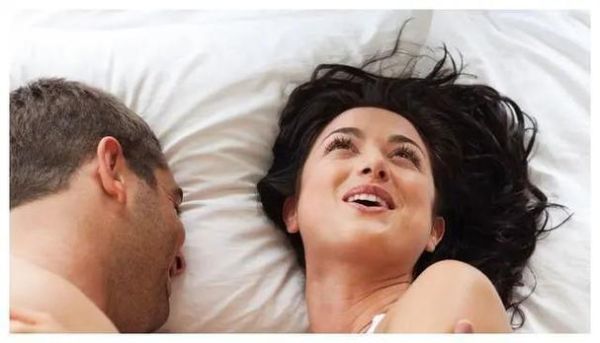 性生活真實視頻(他們?yōu)槭裁匆?