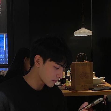 男生生活照片要真實(shí)的(你敢曬出你的真實(shí)生活嗎)