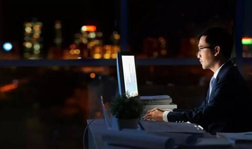 真實的日本人日常生活(他們會為了工作加班到深夜嗎)